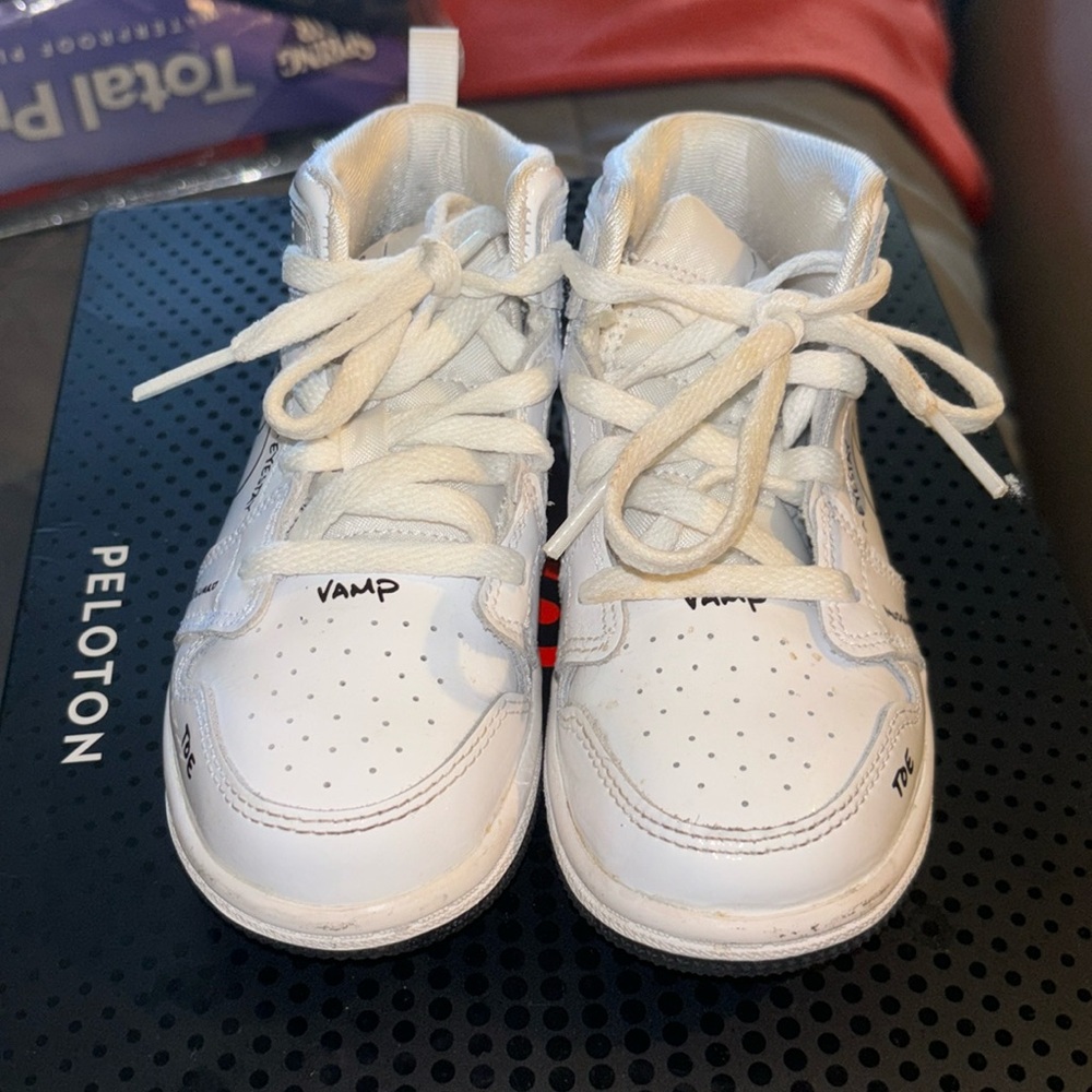 Limited Edition Jordan 1S - Sneaker Anatomy Patten Leather